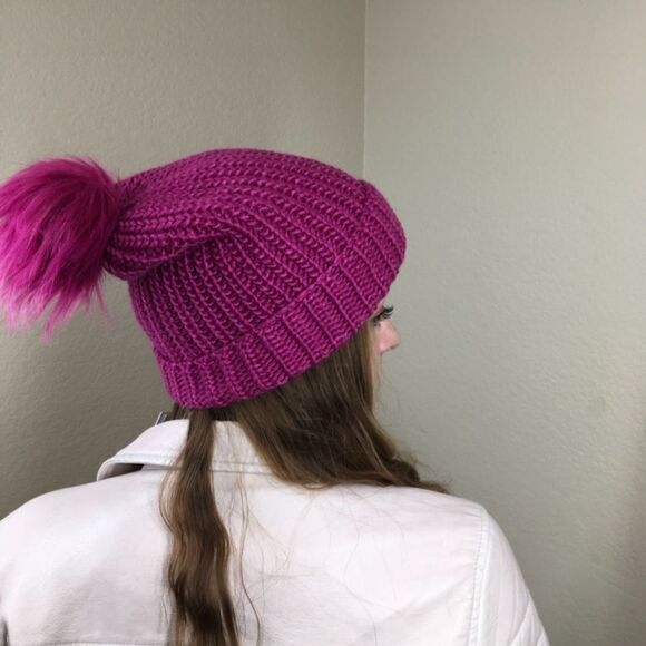 New Treasure & Bond Magenta Knit Pom Beanie (F3) - Picture 4 of 7